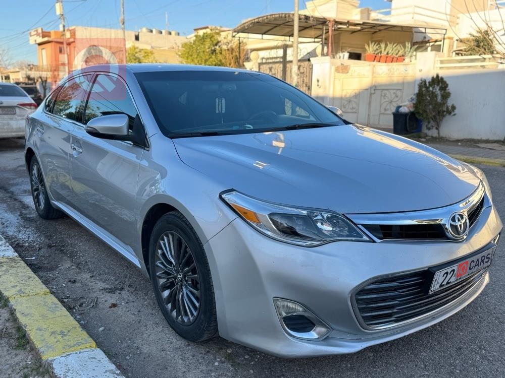 تويوتا أفالون